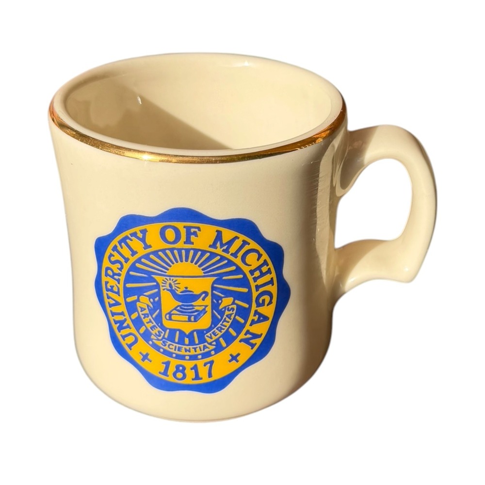 Vintage University of Michigan Coffee Mug Gold Rim Seal Crest Cream Ceramic 1817 - Picture 2 of 11